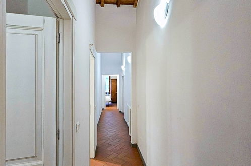 Photo 31 - Spacious Apartment in the Historic Center for Groups