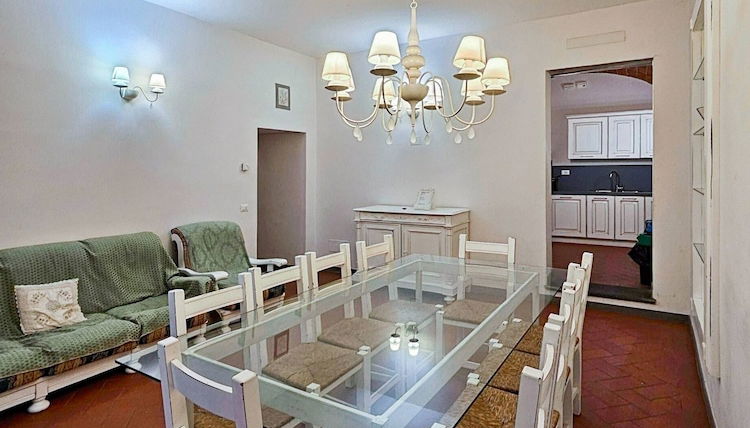 Foto 1 - Spacious Apartment in the Historic Center for Groups