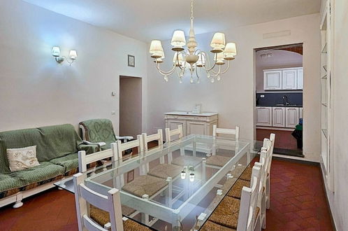 Photo 1 - Spacious Apartment in the Historic Center for Groups