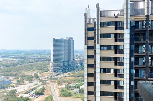 Photo 15 - Modern Look Studio At Meikarta Apartment