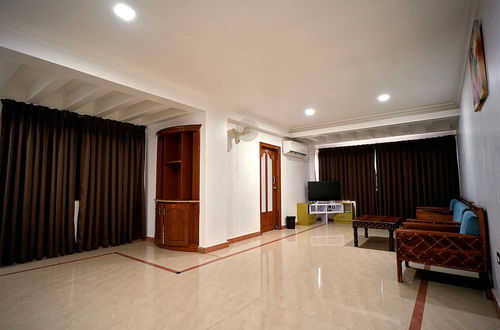 Foto 7 - Alekhya Suites