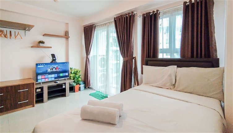 Photo 1 - Contemporary Style 1Br Apartment At Gateway Pasteur