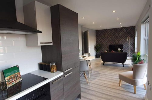 Photo 3 - Inviting 1-bed Apartment in the Heart of Sheffield