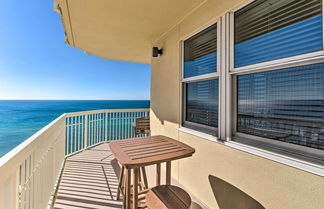 Photo 2 - Bright Beachfront PCB Unit: Balcony & Beach Chairs