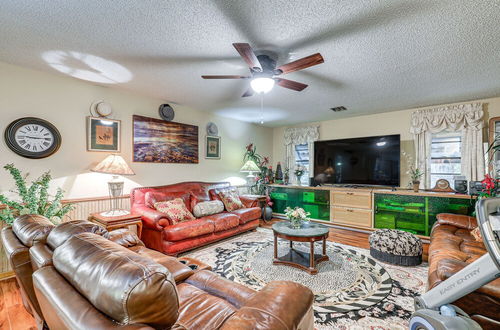 Photo 22 - Spacious Brandon Home: 10 Mi to Downtown Tampa