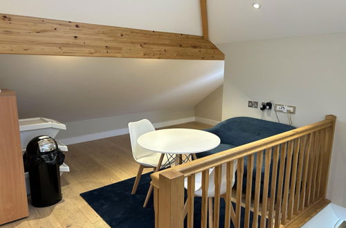 Photo 18 - Immaculate 1-bed Apartment in Penzance