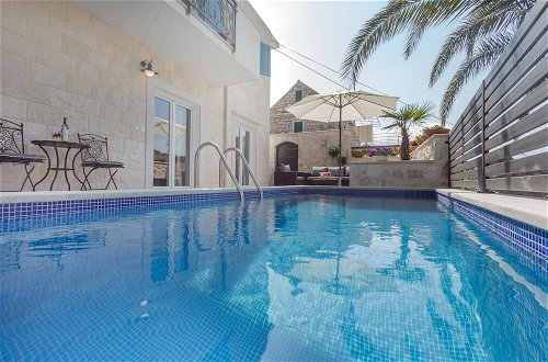 Photo 20 - Villa Capitis in the Centre with deluxe pool