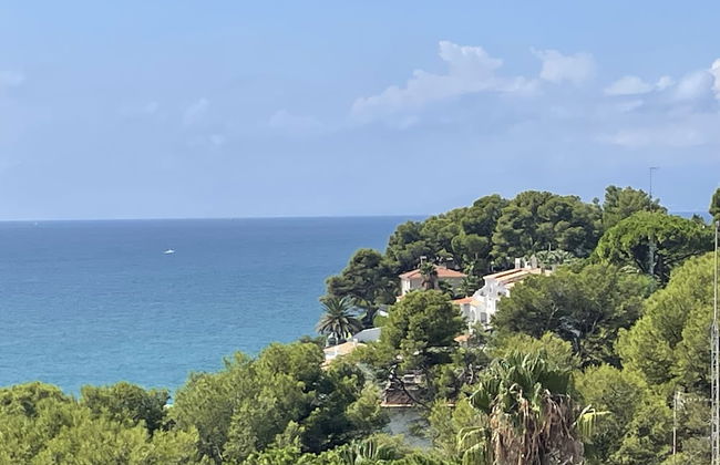 Your Retro Beach Front Hideaway in Salou - Foto 1