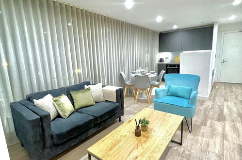 Photo 7 - Luxury Spa Apartment Manchester City Centre