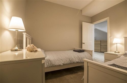 Photo 26 - Sea Legs - 2 Bedroom Apartment - Windsor House - Tenby