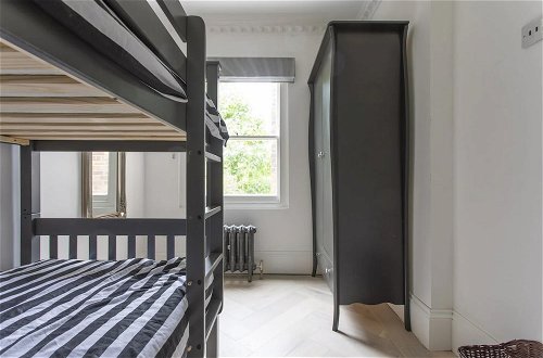 Foto 7 - Stunning 4-bed Property in London-parking & Garden