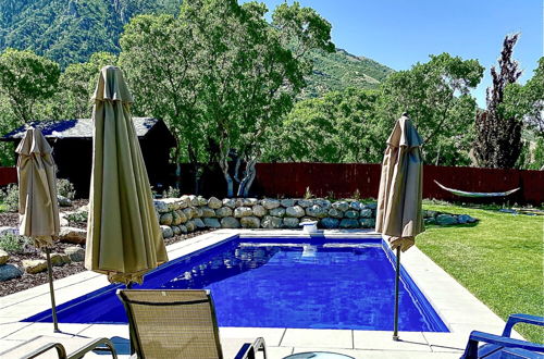 Foto 41 - Epic Sandy Home w/ Heated Pool & Mountain Views