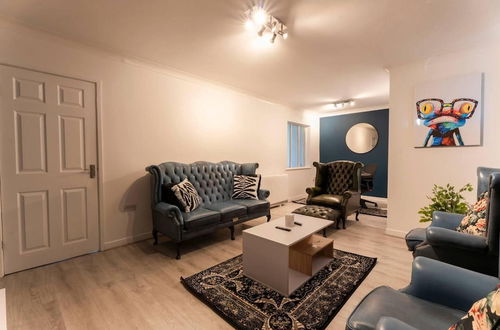 Photo 14 - Stylish 2 Bedroom Apartment in Birmingham