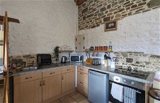Photo 2 - Immaculate 1-bed Cottage in Bideford