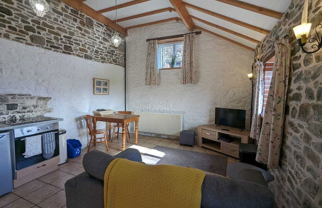 Immaculate 1-bed Cottage in Bideford - Photo 8