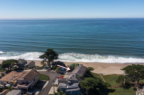 Foto 25 - Stunning Coastal Cottage w/ Views of Monterey Bay