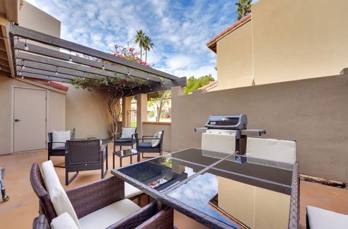 Photo 16 - Trendy Scottsdale Townhome With Patio
