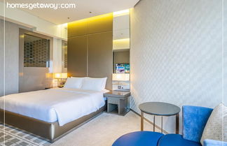 Photo 3 - HomesGetaway -Studio in Hyatt Residences