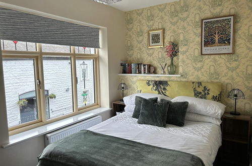 Photo 3 - Beautiful 2-bed Cottage in Heysham Village