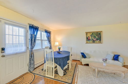 Photo 5 - Cozy Bay Shore Condo Near Museums & Outdoor Rec