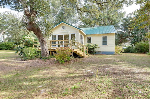 Photo 4 - Peaceful Atlantic Cottage w/ Deck & Yard