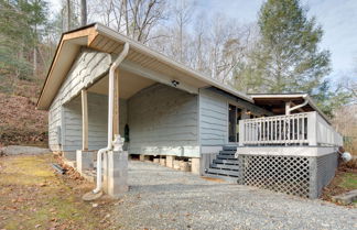 Photo 2 - Lake Lure Village Cabin, 3 Mi to Chimney Rock