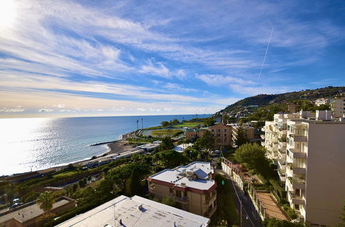 Photo 21 - Blue Sky Apartment in Sanremo