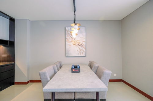 Photo 9 - Brand New 2Br Apartment At The Kencana Residence