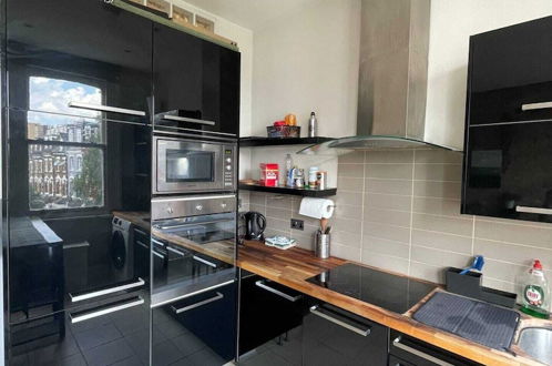 Foto 4 - Stylish 1BD Flat With Private Terrace - Kilburn