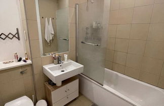 Foto 3 - Amazingly Located 1BD Flat- 4 Mins to Kings Cross