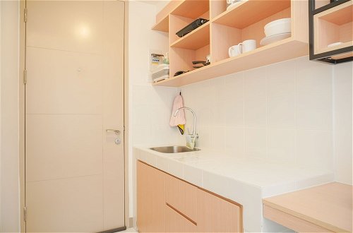 Foto 10 - Comfy And Enjoy Studio At Tokyo Riverside Pik 2 Apartment