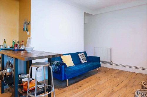 Photo 12 - Peaceful 1BD Flat With Private Garden, Brighton