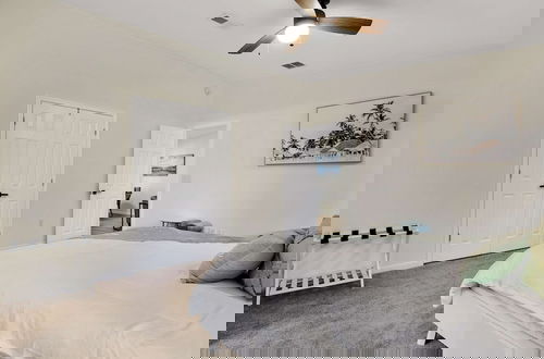 Foto 4 - The Oak Hideaway Pet Friendly 3bd!