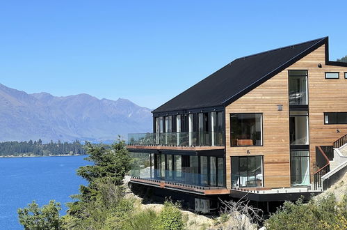 Foto 1 - Stunning Lakeview QT Holiday House