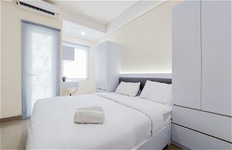 Foto 3 - Good Deal And Homey Studio Apartment At B Residence