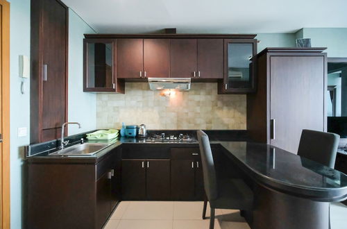 Foto 9 - Homey 1Br Apartment At Aryaduta Residence Surabaya