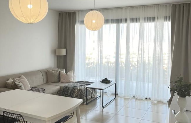 Lovely and Stylish Apartment With Calming Garden View - Foto 14