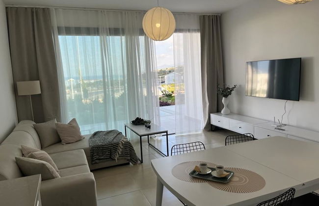 Lovely and Stylish Apartment With Calming Garden View - Foto 12