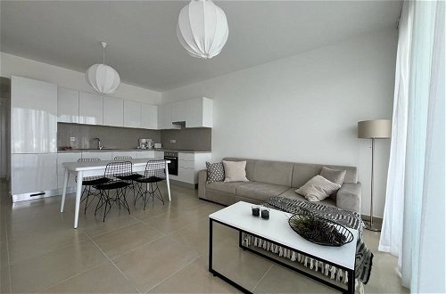 Foto 12 - Stunning Apartment by the sea