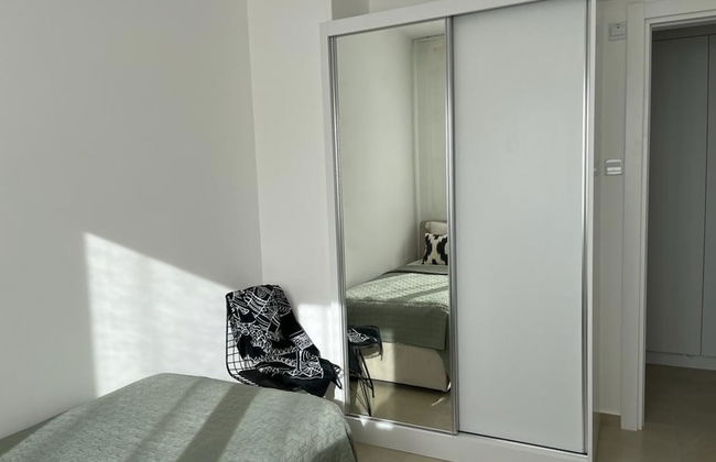 Lovely and Stylish Apartment With Calming Garden View - Foto 5
