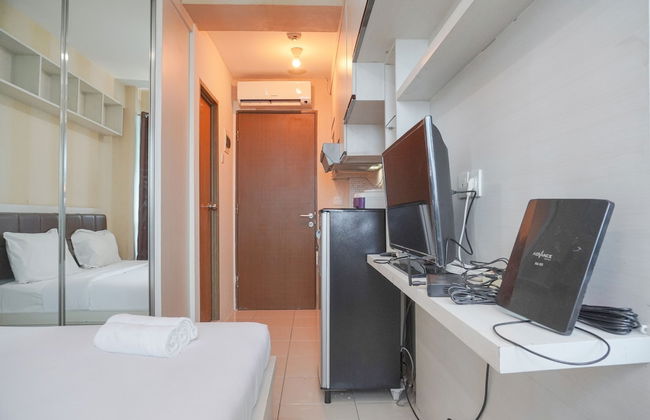 Good Deal And Cozy Stay Studio Room Tifolia Apartment - Foto 5