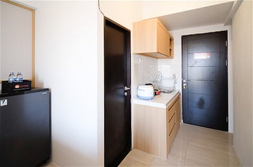 Photo 6 - Simple And Tidy Studio Apartment At Suncity Residence