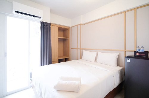 Foto 13 - Simple And Tidy Studio Apartment At Suncity Residence