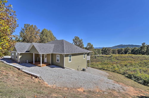 Foto 38 - Modern Farmhouse w/ Exercise Room, Mtn Views