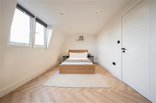 Photo 7 - The Battersea Place - Charming 4bdr Flat