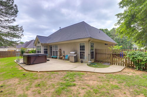 Photo 27 - Fayetteville Retreat w/ Hot Tub & Fenced Yard