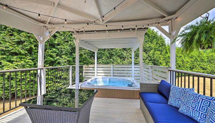 Photo 1 - Beautiful Hampton Home w/ Gazebo & Backyard