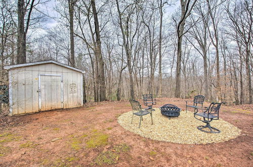 Foto 16 - Ranch Home w/ Front Porch on Etowah River