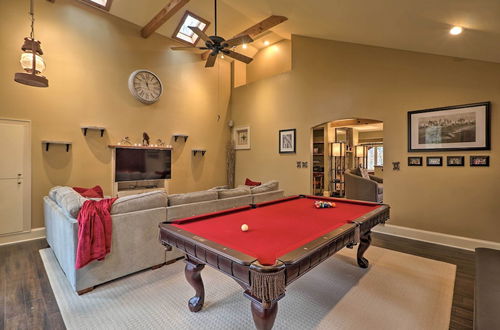 Photo 29 - Cozy Conyers Cabin w/ Fireplace & Pool Table