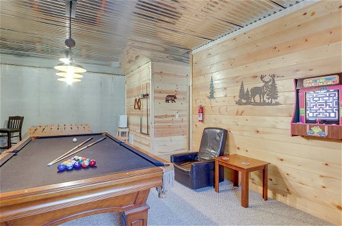 Photo 11 - Charming Morganton Cabin w/ Hot Tub & Game Room
